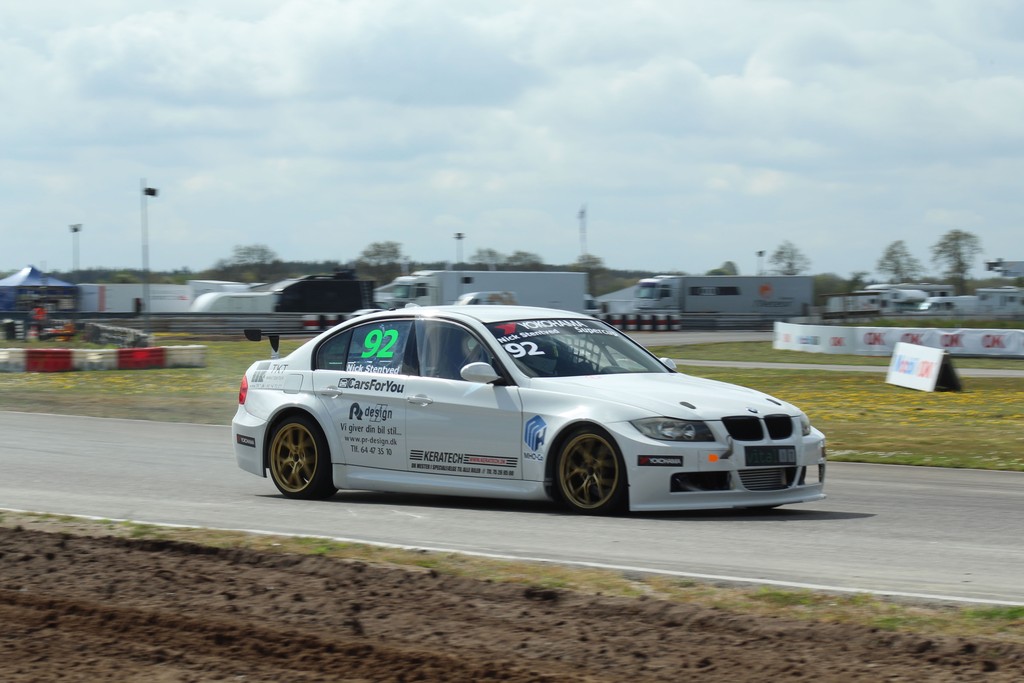 Teknikken drillede lidt for Nick Stentved (92), men der kom stille og roligt mere fart og mere stabilitet i BMW E90’eren henover weekenden
(Foto: JJ Media)